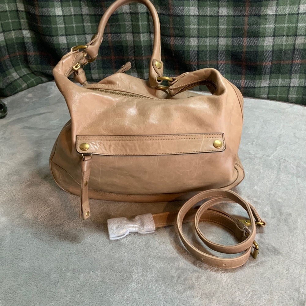 Frye Tan Leather Hobo Shoulder Bag Crossbody Handbag with Brass Hardware